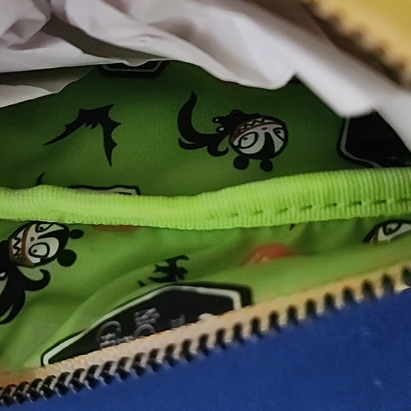 Loungefly Nightmare Before Christmas Undead Toy Duck Crossbody Bag - Picture 8 of 8